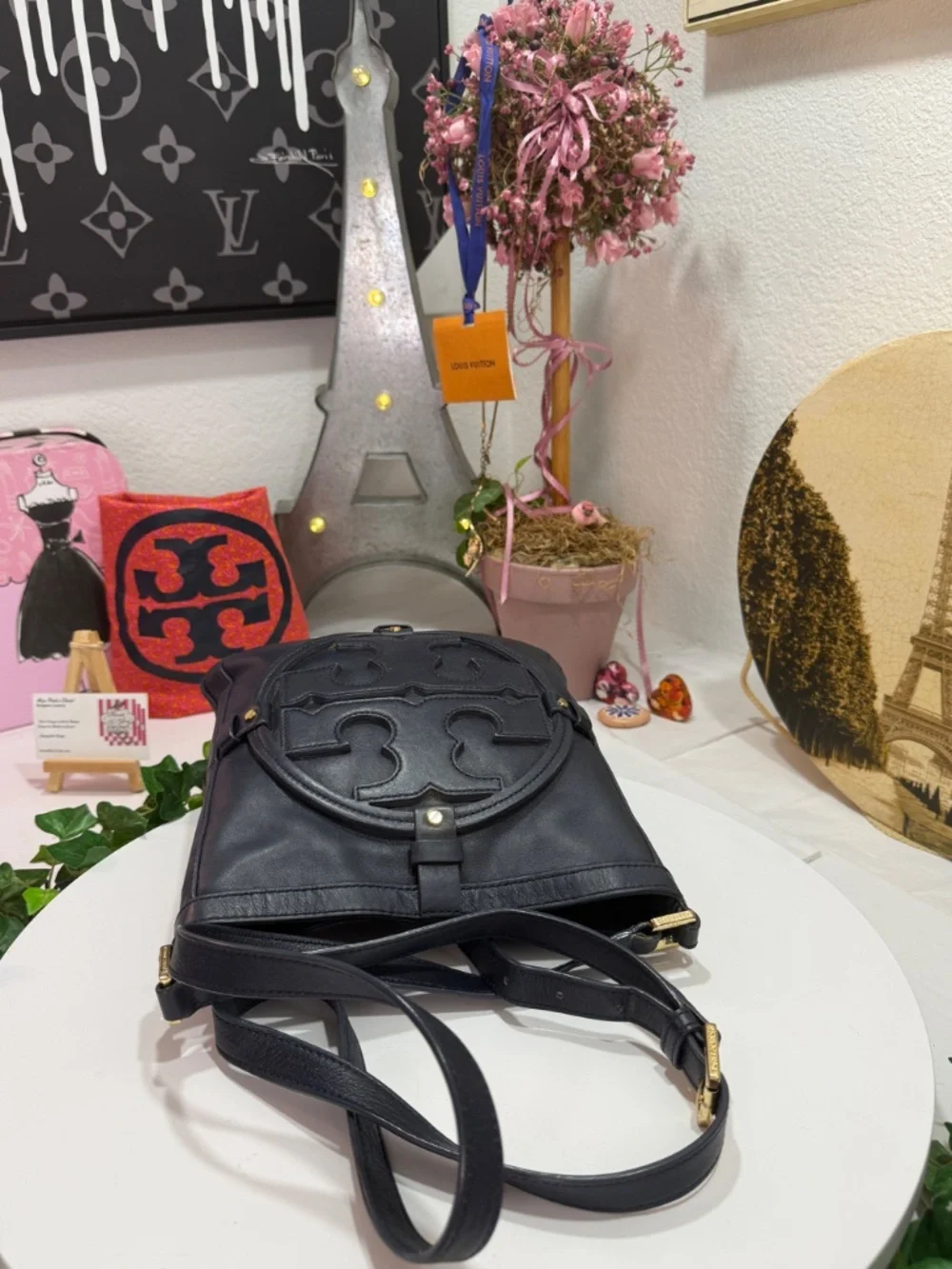 ALLURING TORY BURCH BLUE LEATHER FLEMMING LARGE T LOGO CROSSBODY BAG!